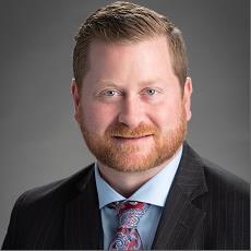 justin-breen_b3cf43abd87f495d8504ac197420918f-headshot